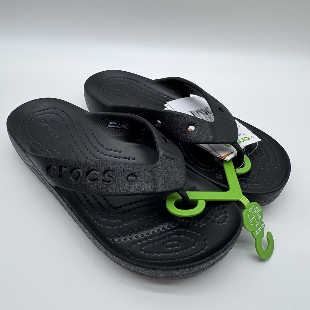 Crocs‎ Women's Baya Flip Flop Platform Sandals Brand New Size Women 5 NWT